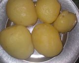 आलू की मसाला बाटी (Aloo ki masala bati recipe in Hindi) रेसिपी चरण 1 फोटो