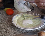 Foto del paso 4 de la receta: Vaso con Espuma de Aguacate, Atún y Tomate (Navidad)