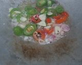 Foto langkah ke 1 dari resep Tumis Daging Cabe Gendot.
