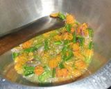 A picture of step 1 of Macaroni with baked beaf and steam spinach with brocolli.