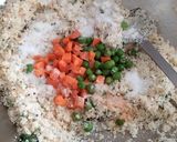 A picture of step 2 of Vegetable upma.