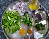 குடமிளகாய் சாதம்😋 ரெசிபி ஸ்டேப் 1 புகைப்படம்
