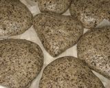 A picture of step 5 of Black Sesame Gua Bao.