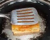 A picture of step 4 of Cheese chutney sandwich.