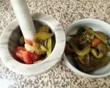 A picture of step 4 of Green Bell Pepper and Kalamata Olive Sauce.