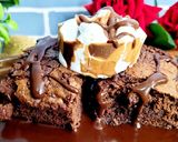 A picture of step 1 of Sizzler Fudge Brownie With Homemade Chocolate Sauce.
