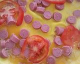 Foto del paso 2 de la receta: Tortilla de huevo con salchicha