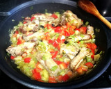 Foto del paso 3 de la receta: Guiso de garbanzos y judías con costillas de cerdo
