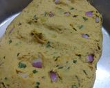 A picture of step 2 of Leftover daal paratha.