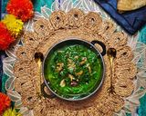 A picture of step 9 of Restaurant-Style Lehsuni Palak.