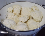 Foto del paso 1 de la receta: Coliflor horneado al pimentón con queso picante