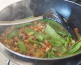 Foto langkah ke 4 dari resep Sambel kentang - tempe santen wah.