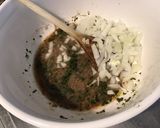 Une image de l'étape 4 de Sauce salade épicée persil,moutarde à l'ancienne,avocat et vinaigre de vin.