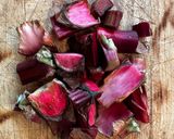 A picture of step 1 of Home Made Rubarb and Ginger Gin - its the best :P.