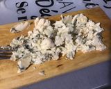 A picture of step 3 of Mini Puff Pastry Croissants with Roquefort and Blue Poppy Seeds.