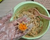 Foto langkah ke 7 dari resep Dimsum Ayam Sayur.
