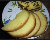 A picture of step 9 of Vanilla cake with chocolate sauce*.