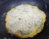 Foto del paso 4 de la receta: Tortipizza de espinacas, mozzarella y jamón