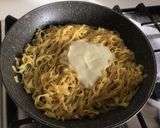 Foto del passaggio 6 della ricetta Tagliatelle con rana pescatrice e crema di asparagi bianchi