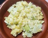 Foto del paso 6 de la receta: Revuelto de calabacín al limón con patata cocida y cebolla