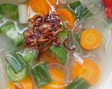 Foto langkah ke 6 dari resep Sop Bihun Oyong.