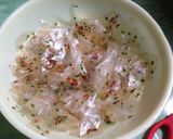 Hình bước làm 1 của món Bánh tráng mỡ hành, chà bông
