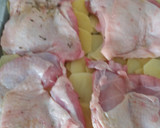 Foto del paso 4 de la receta: Muslos deshuesados al horno🍗