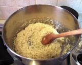 A picture of step 2 of Light Chicken with Rice.