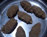 चुरमा मोदक (churma modak recipe in marathi) रेसिपी स्टेप 1 फोटो 