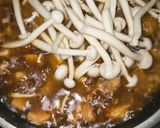Foto langkah ke 5 dari resep Pakcoy Siram Saus Ayam Jamur.