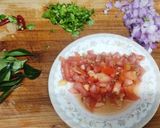 A picture of step 1 of Tomato pachadi.