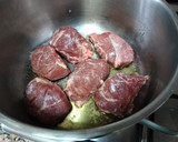 Foto del paso 2 de la receta: Carrilleras con col