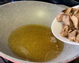 Foto langkah ke 4 dari resep Sambel Goreng Hati Ayam Pete.