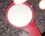 A picture of step 2 of Banana milkshake.