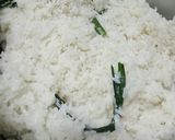 Foto langkah ke 5 dari resep Ketan Serundeng Pedas Manis.