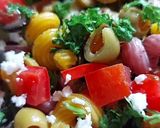 صورة لخطوة 1 من وصفة سلطه يونانيه بالباستا