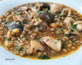 Foto del paso 8 de la receta: Guiso de lentejas con calamar y setas