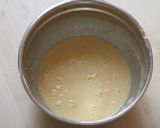 Meggyes-krémsajtos torta recept fázis 4 fotója