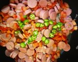 Foto del paso 5 de la receta: Salchichas a la Mexicana