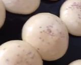 A picture of step 4 of Hamburger buns.