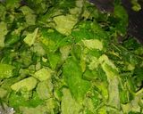 कद्दू के पत्तों की दाल वाली साग (Kaddu ke patto ki dal wali saag recipe in hindi) रेसिपी चरण 3 फोटो