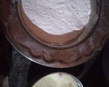 A picture of step 3 of Peanut butter pan cake.
