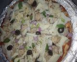 A picture of step 4 of Ginger malai boti pizza 🍕😋.