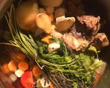 Barna csirke alaplé recept fázis 4 fotója