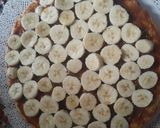Foto del paso 3 de la receta: Pastafrola de banana, dulce de leche y crema