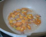 Foto langkah ke 3 dari resep Tumis Brokoli Wortel Bakso Simple.