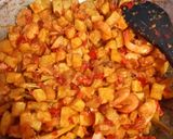 Foto langkah ke 5 dari resep Sambel Goreng Kentang Udang.