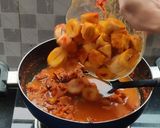 A picture of step 10 of Masala soya chaap.