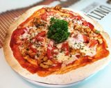 รูปขั้นตอนการทำที่ 7 ของ พิซซ่าแป้งบาง ใครๆก็ทำได้ 🍕