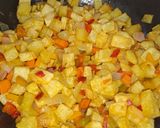 Foto del paso 4 de la receta: Vacío de cerdo al horno con papas
